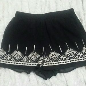 Never worn-summer shorts